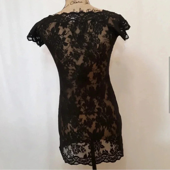 Victoria’s Secret black stretch lace chemise nightie - Picture 4 of 6